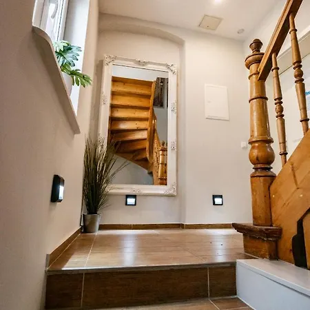 Geschmackvolles In Apartman